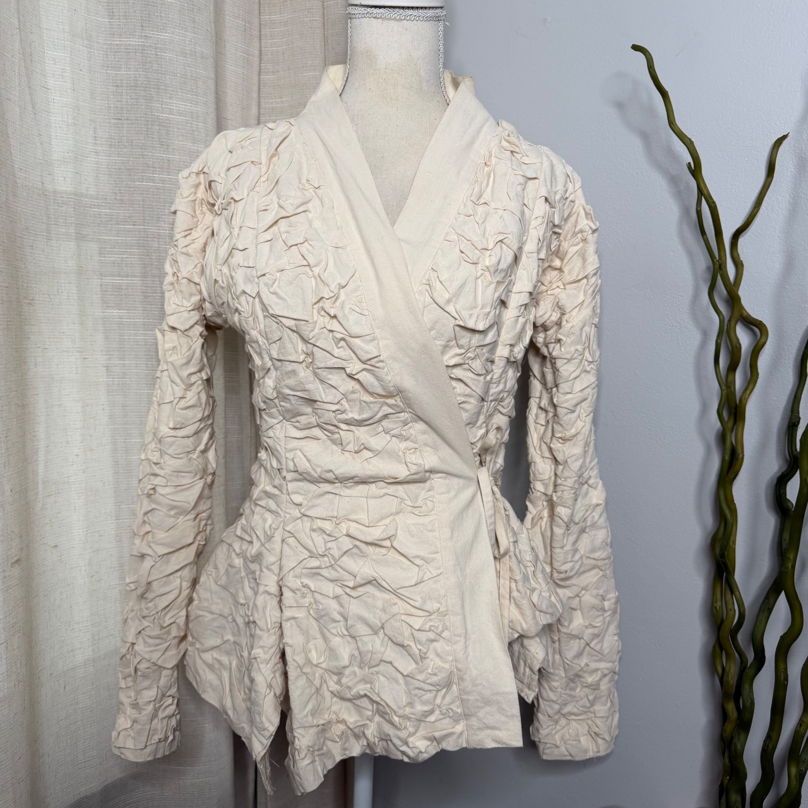 Ivan Grundahl Wrap Jacket Textured Crinkled Asymmetrical Cream Womens Size 36 Eu